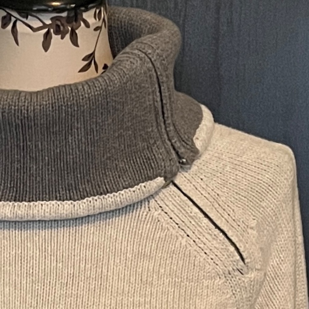 Soft Surroundings Cream/Gray Split Turtleneck Tun… - image 4